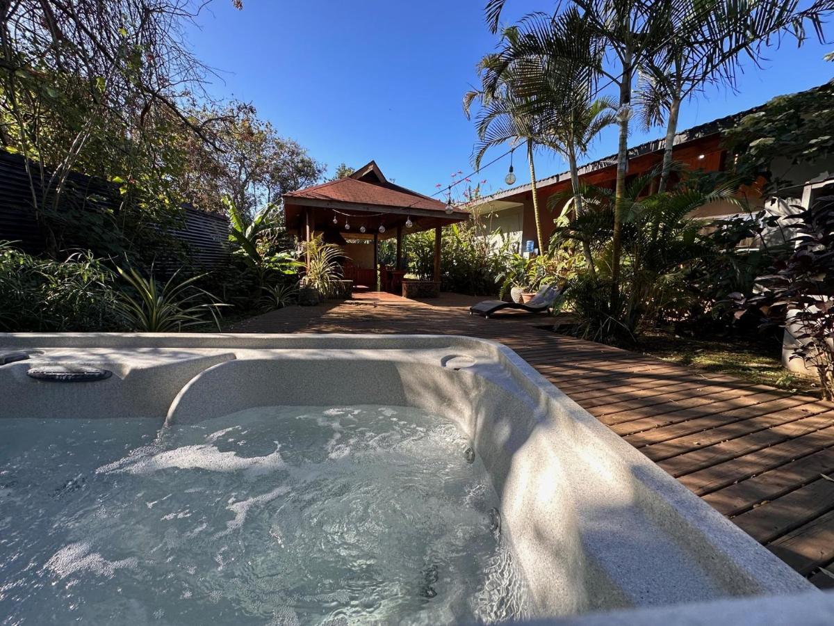 Te Ariki - Adults Only Hotel Hanga Roa Exterior photo